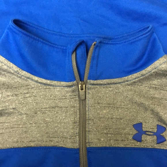 Under Armour Youth XL Loose Fit 1/2 Zip Pullover - Picture 6 of 6